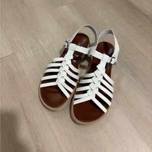 me too White Strappy Women’s Sandals